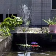 Sončna vrtna fontana