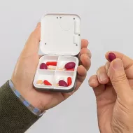 Pilly elektronska pametna škatla za zdravila